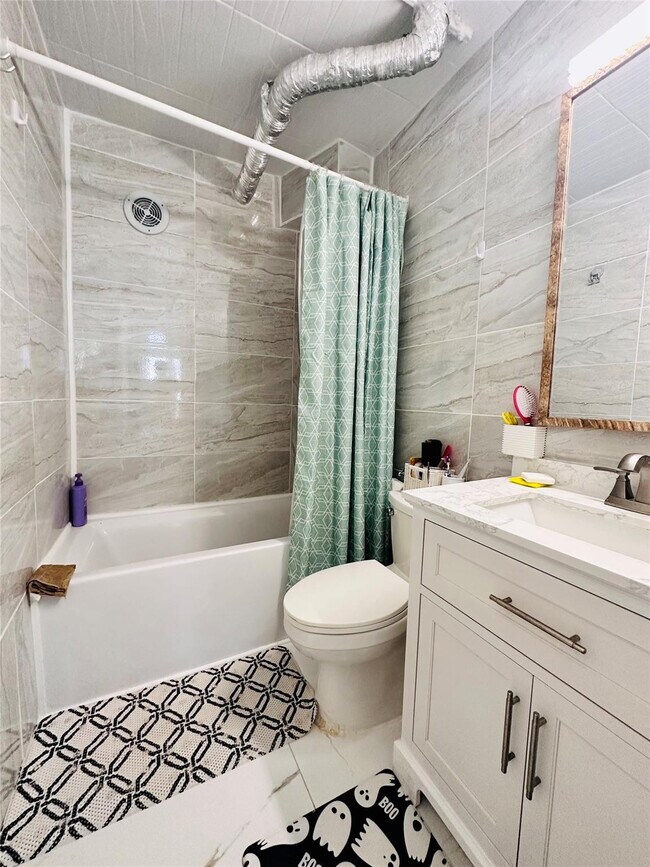 Building Photo - 1391 S Ocean Blvd