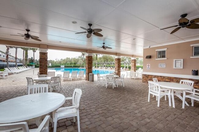 Building Photo - 12996 High Tide Blvd