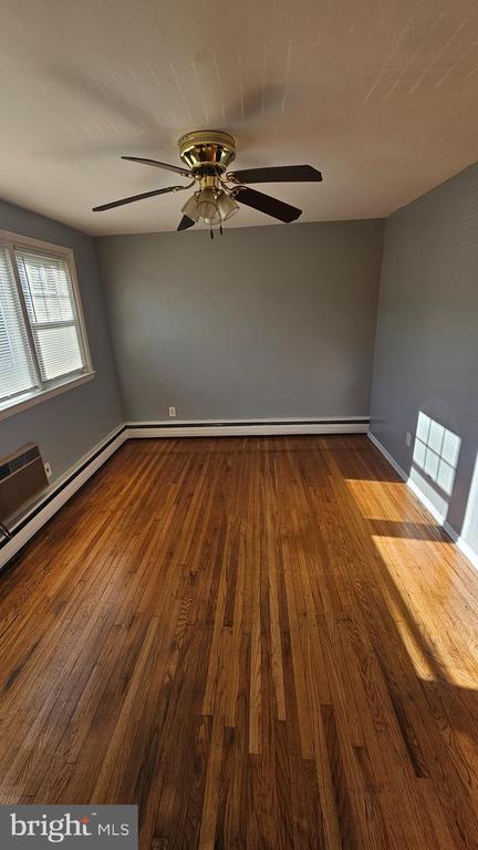 Building Photo - 529 McKinley St