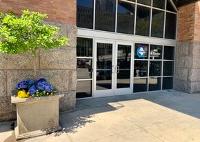 Building Photo - 500 S Clinton St