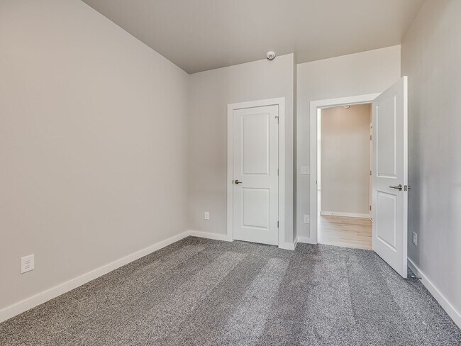 Building Photo - Beautiful New Construction Home in Edmond/...
