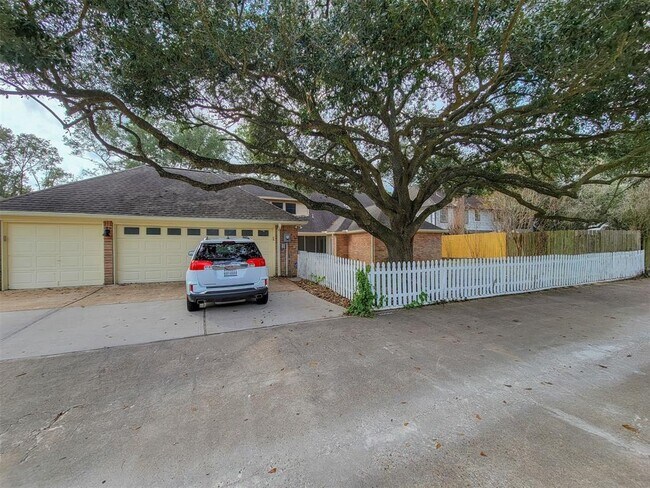 Building Photo - 20506 Laverton Dr