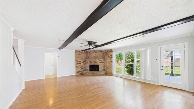 Building Photo - 1107 Verret Ln