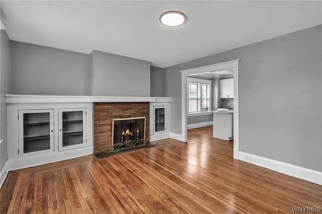 Building Photo - 49 Virgil Ave