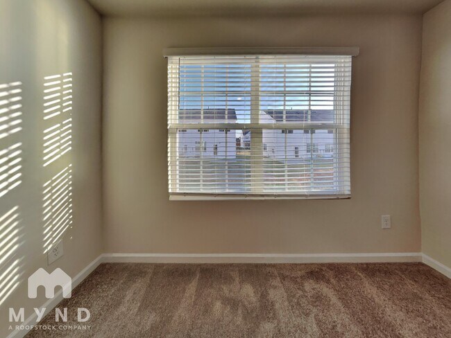 Building Photo - 132 Eagle Chase Dr