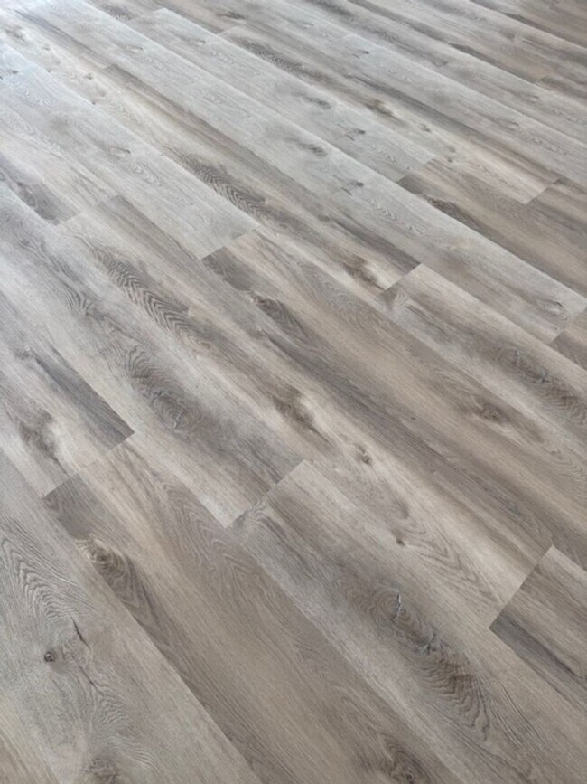 Building Photo - 3211 Park Ln