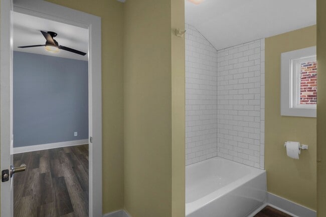 Building Photo - Four Bedroom Ranch in Elizabeth Park!