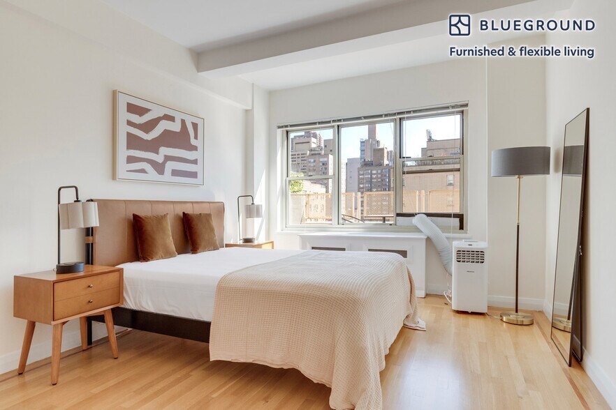 Building Photo - 30 Park Ave