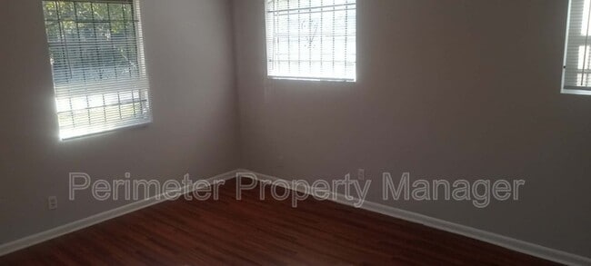 Building Photo - 9306 Gibson Ave