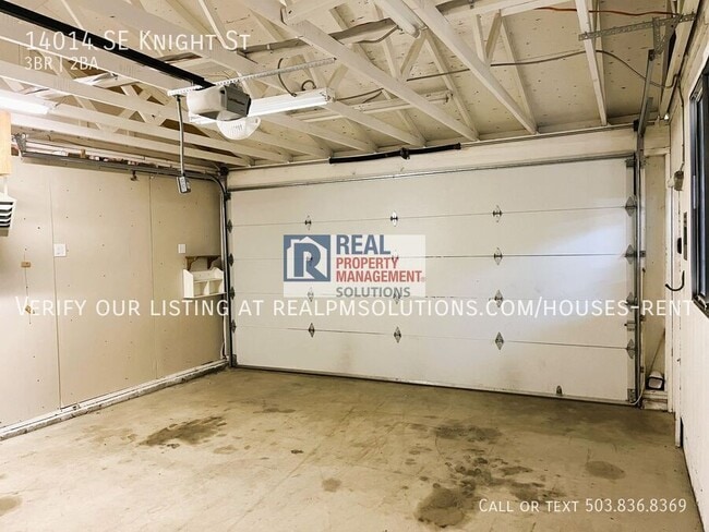 Building Photo - 14014 SE Knight St