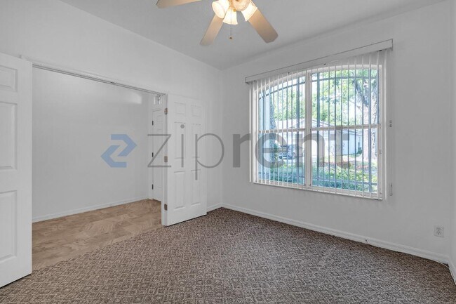 Building Photo - 8539 Alexandra Arbor Ln