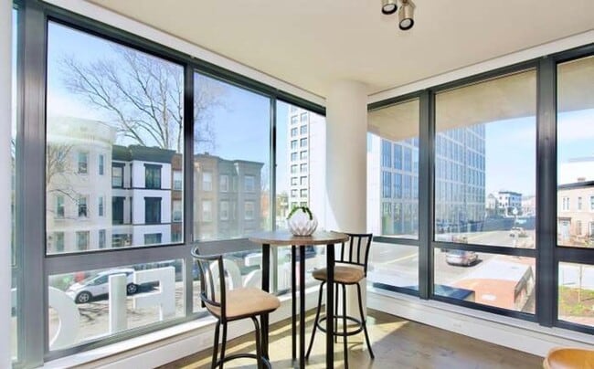 Building Photo - 2 Bedroom 2 Bathroom Modern Condo at The Lexicon, NoMa Neighborhood, Modern Appliances, Covered P...