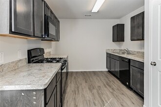 Building Photo - 1031 Imperial Heights Dr