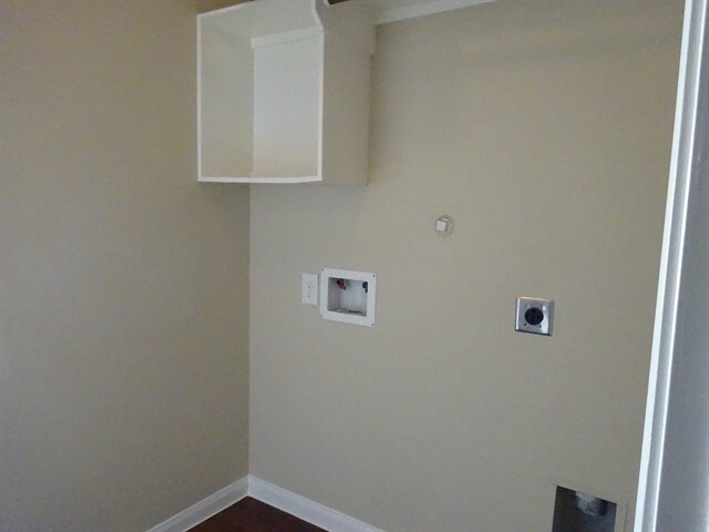 Building Photo - 16355 Royal Fort Ln