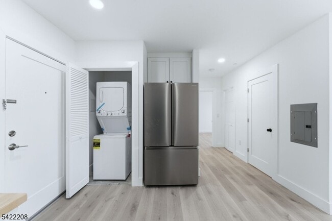 Building Photo - 95 Shepherds Ln