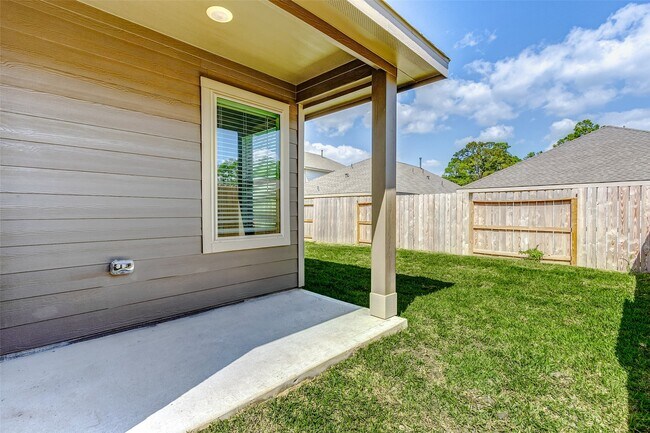 Building Photo - 1942 Foxtail Crk Ct