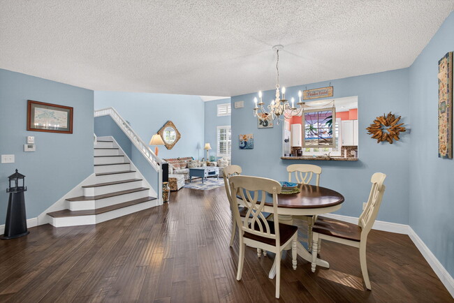 Building Photo - 1206 Mainsail Cir