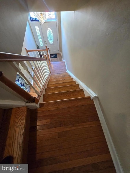 Building Photo - 1116 W Oxford St