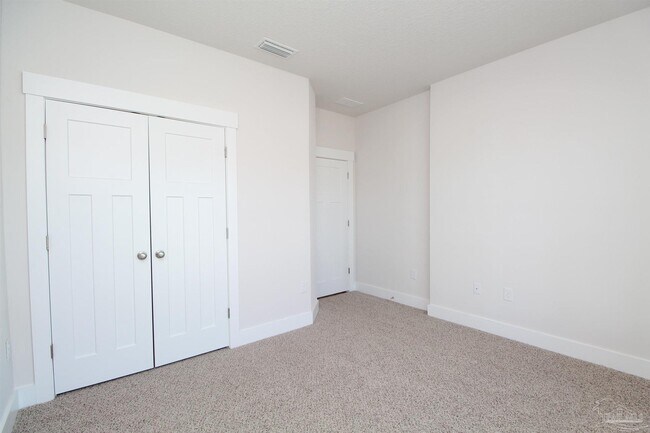 Building Photo - 10988 Coues Dr