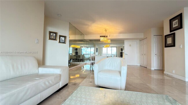 Building Photo - 3530 Mystic Pointe Dr