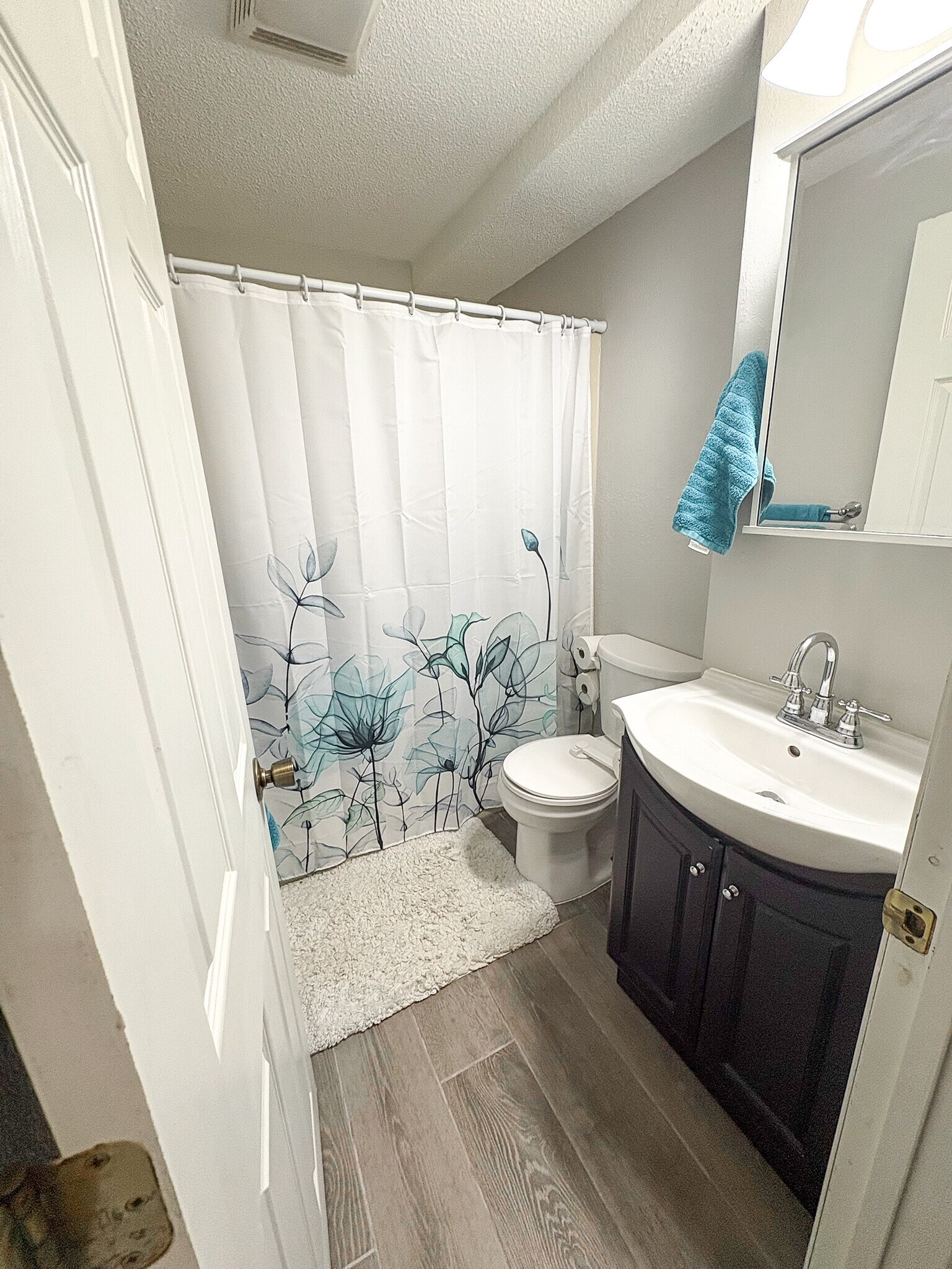 Building Photo - 2418 Marquette Dr