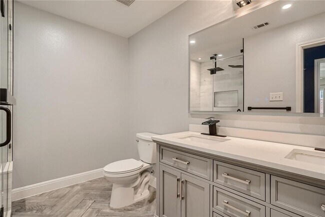 Building Photo - 2920 Cajuiles Dr