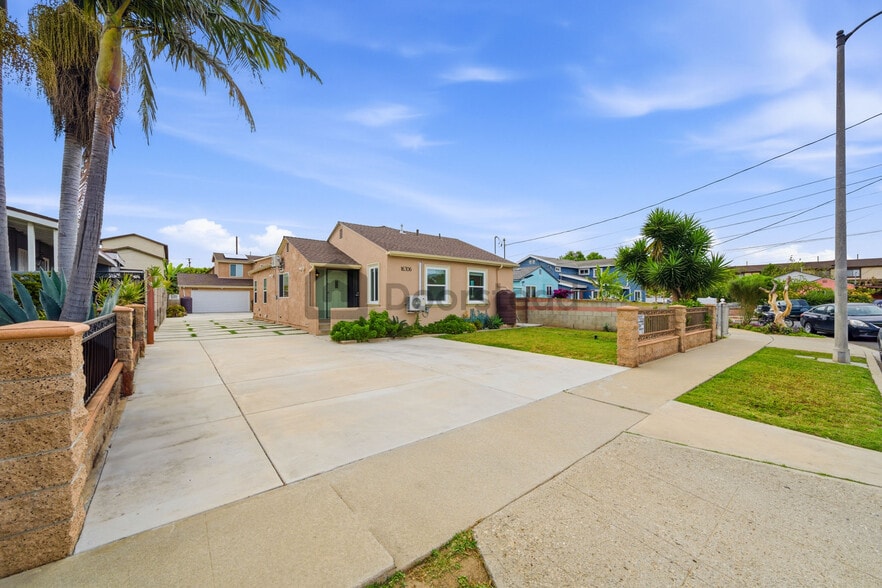 Building Photo - 16306 S Denver Ave