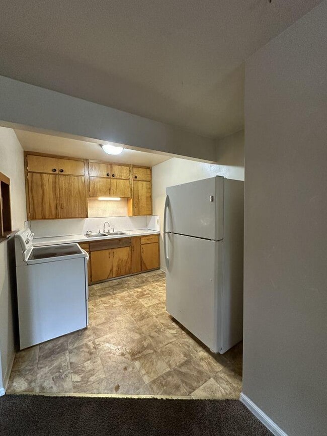 Building Photo - 1 bedroom in Billings MT 59102