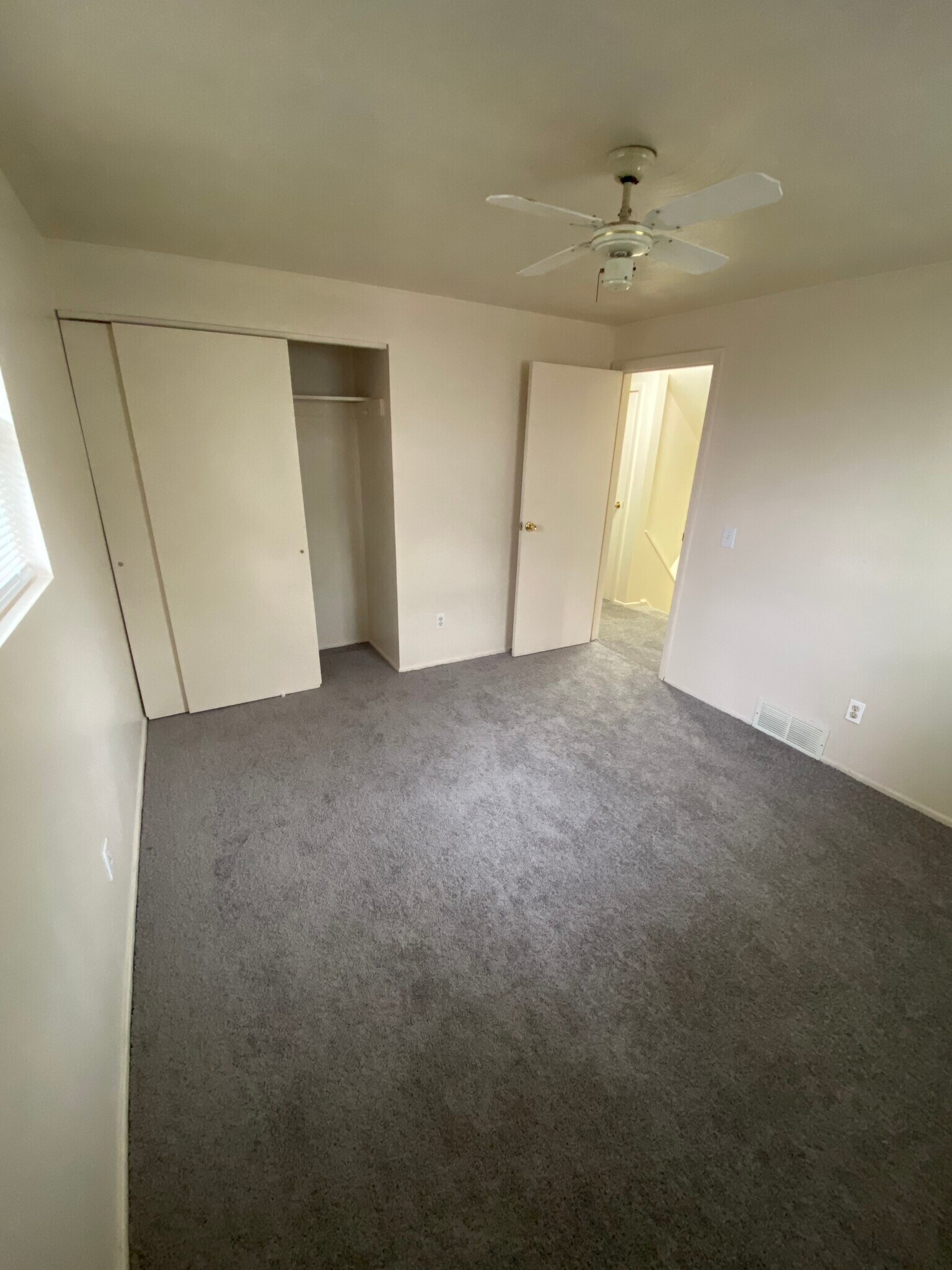 Building Photo - 14 Karnes St