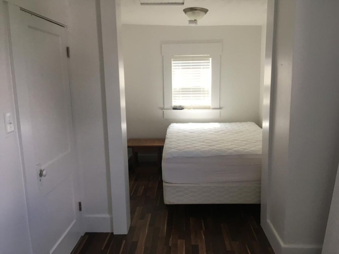 Building Photo - 601 Clinton Ave