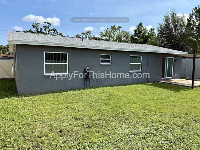 Building Photo - Single Family Home in Seminole