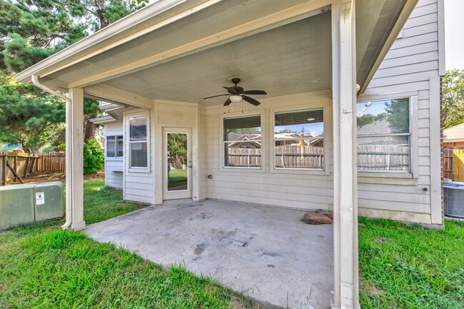Building Photo - 32506 Rosella Ln