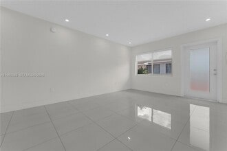 Building Photo - 5271 NW 5th St