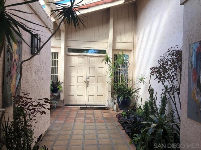 Building Photo - 6535 Caminito Northland
