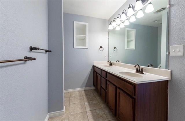 Building Photo - 1321 Ocotillo Ln