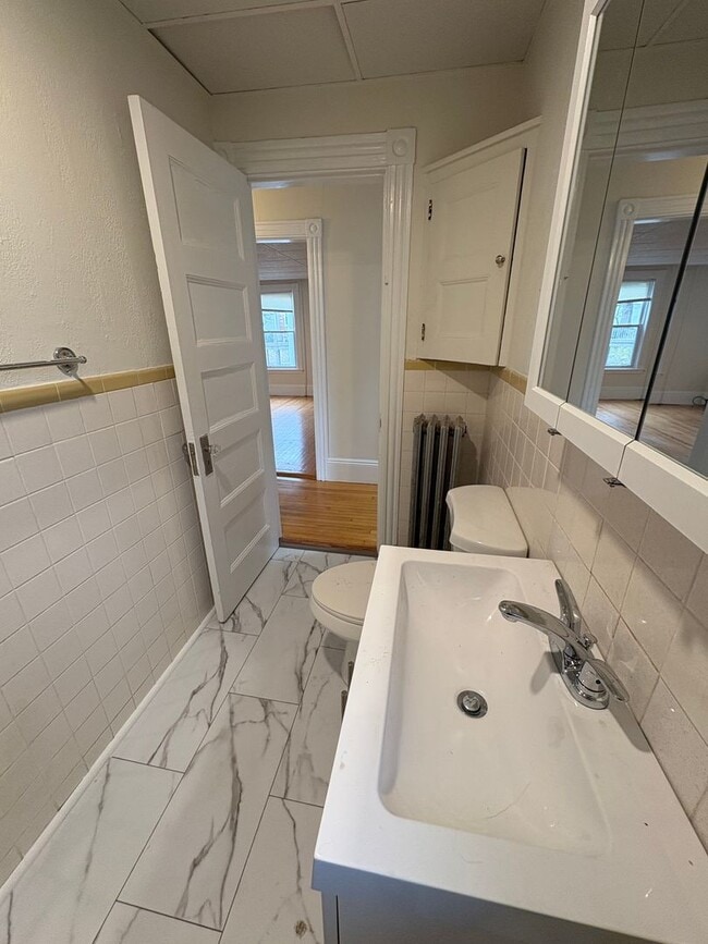 Building Photo - 17 Essex St