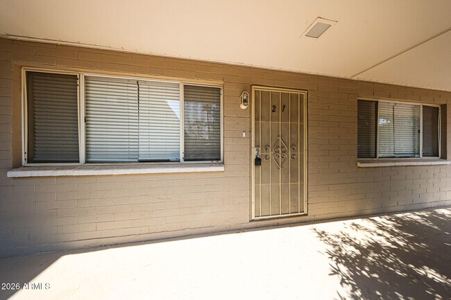 Building Photo - 1111 E Turney Ave