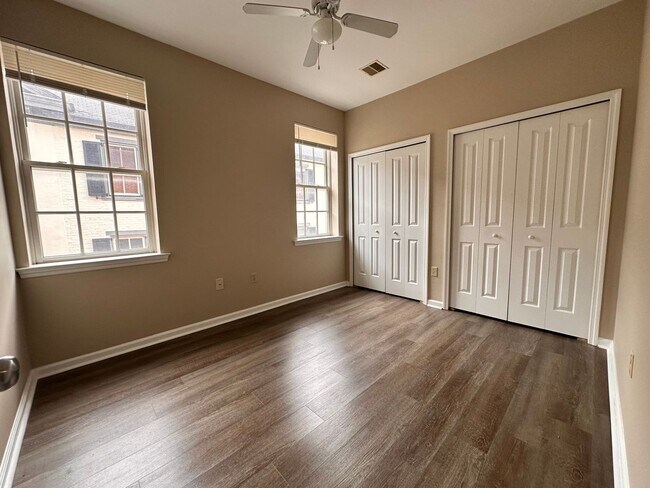 Building Photo - NICE APARTMENT IN HISTORIC AREA OF BETHLEHEM!