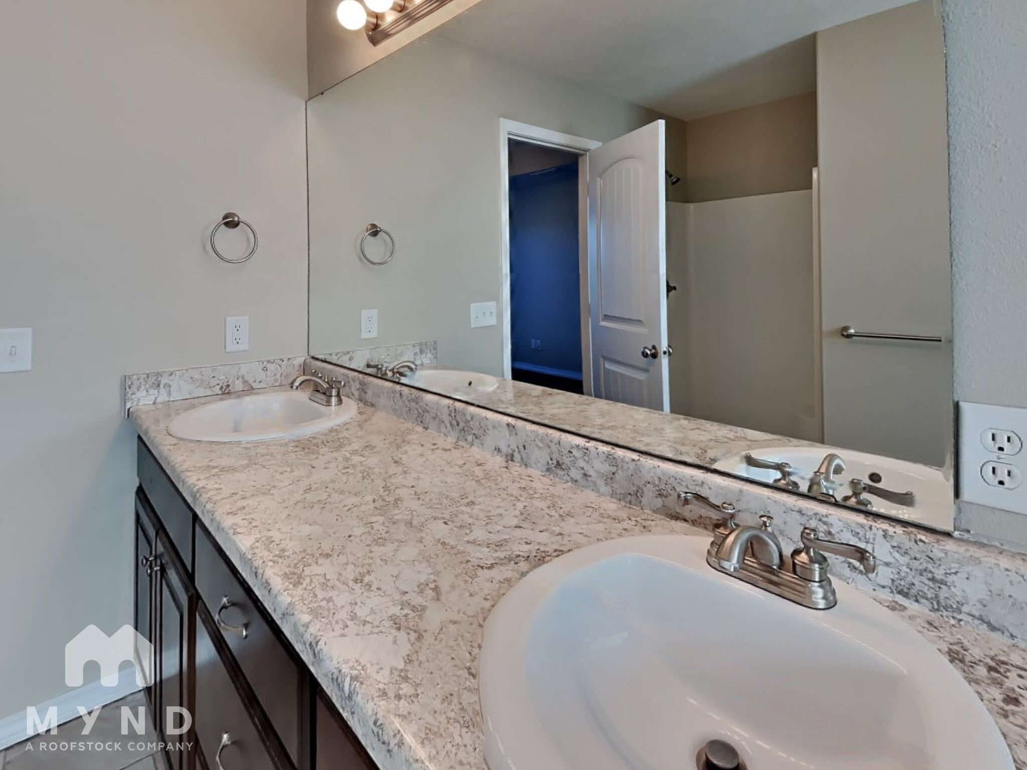 Building Photo - 5697 W Alexa Ln