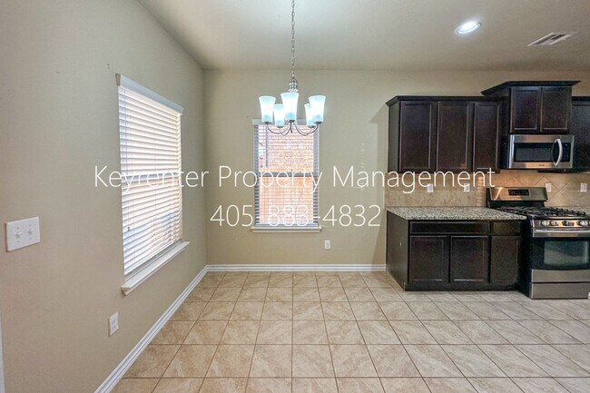 Building Photo - Stunning 5BD, 2 1/2 BTH Home Seconds away from John Kilpatrick Turnpike in YUKON!
