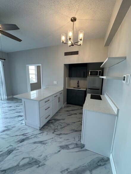 Building Photo - 2109 Bayshore Blvd