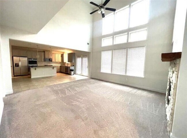 Building Photo - 181 Charolais Dr