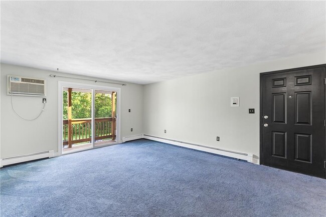 Building Photo - 555 Diamond Hill Rd