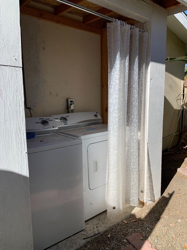 Building Photo - 22752 Cavalier St