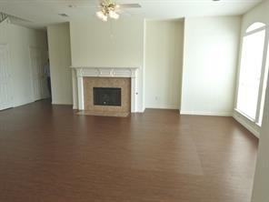 Building Photo - 1029 Delaware Dr