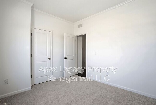 Building Photo - 767 Roy Adams Rd