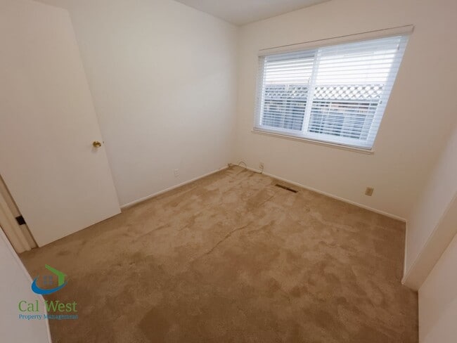 Building Photo - $4,795 - Beautiful 4 beds/2 Baths Home near Los Gatos Border