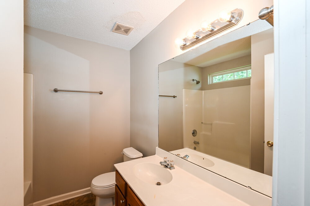 Building Photo - 5880 Mahogany Pl SW