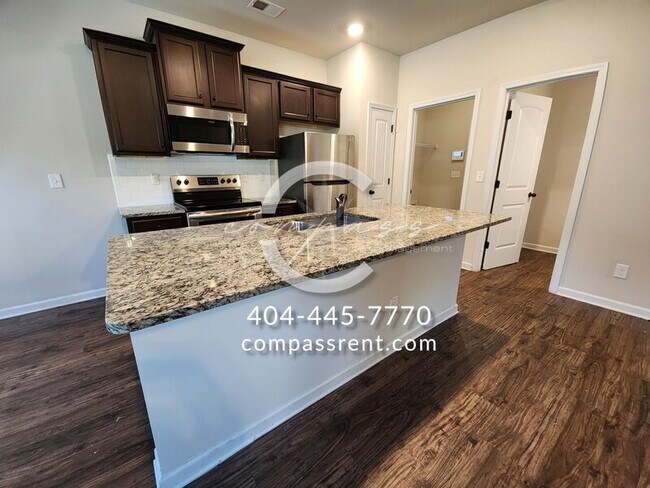 Building Photo - 1002 Mcconaughy Ct