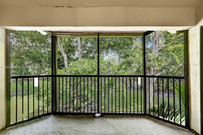 Building Photo - 148 NW 98th Terrace
